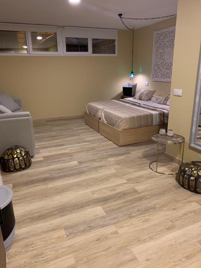 Hotel Apartamentos Seven Rooms Punta Umbria Bagian luar foto