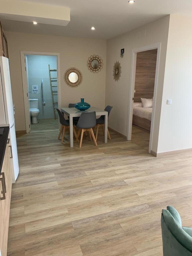 Hotel Apartamentos Seven Rooms Punta Umbria Bagian luar foto
