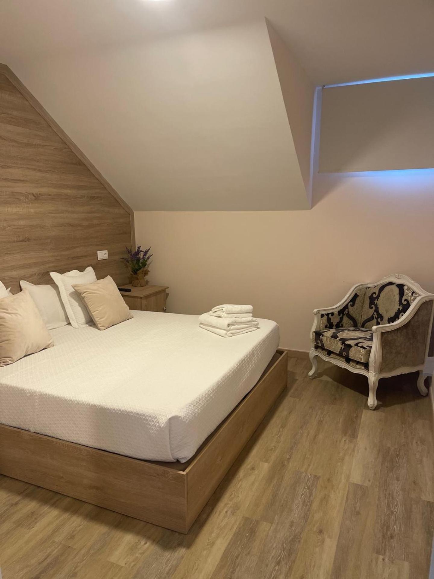 Hotel Apartamentos Seven Rooms Punta Umbria Bagian luar foto